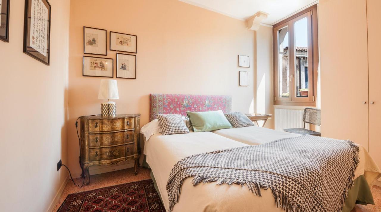 Stylish Renovated Apartment In The Heart Of The City Wenecja Zewnętrze zdjęcie